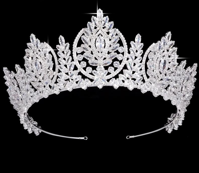 Vintage Design Sparkling Cubic Zirconia Tiara Crown - TulleLux Bridal Crowns &  Accessories 