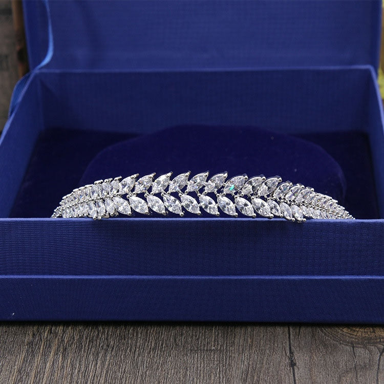 
                      
                        Cubic Zircon Wedding Tiara Headband Bridal Gold, Silver - TulleLux Bridal Crowns &  Accessories 
                      
                    