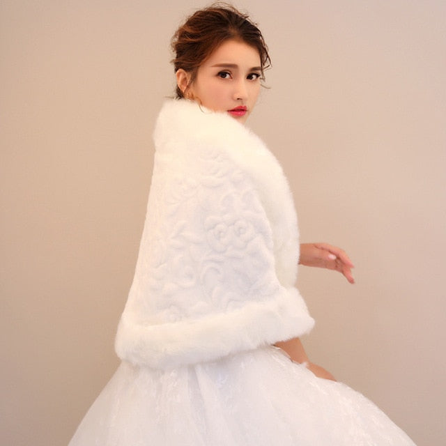 Winter Wedding Faux Fur Bridal Shawl Wrap Shrug - TulleLux Bridal Crowns &  Accessories 