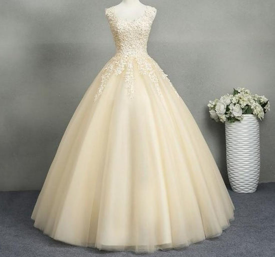 Sweetheart Lace Top Quinceañera Prom Dress with Pearls Plus Size 2-26W ...