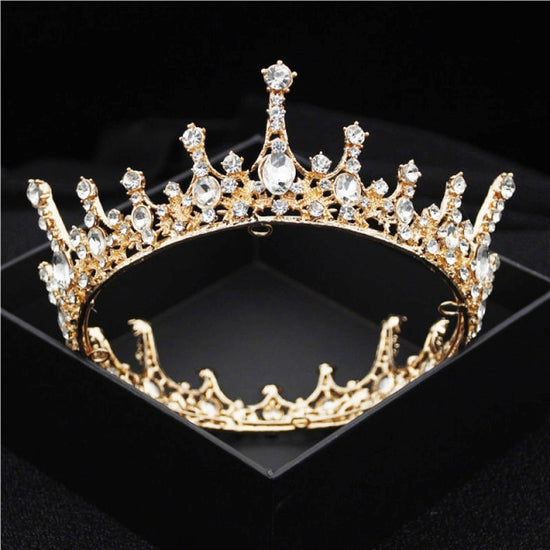 Load image into Gallery viewer, Multiple Colors Full Round Crystal Queen Crown
