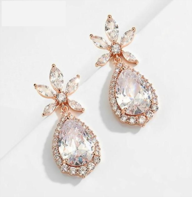 Luxury Long Cubic Zirconia Big Water Drop Dangle Bridal Earrings - TulleLux Bridal Crowns &  Accessories 