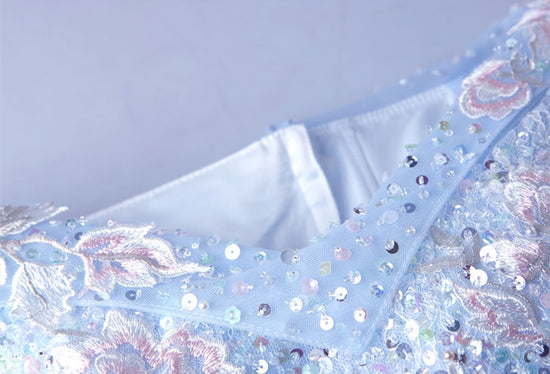 Sleeveless Lace Appliques Quinceañera Prom Gown Trailing Embroidery Vestido de noche Train - TulleLux Bridal Crowns &  Accessories 