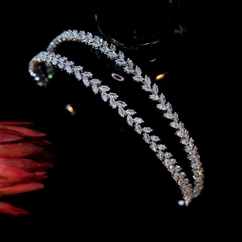
                      
                        Cubic Zirconia Wedding Bridal Headband  Tiara - TulleLux Bridal Crowns &  Accessories 
                      
                    