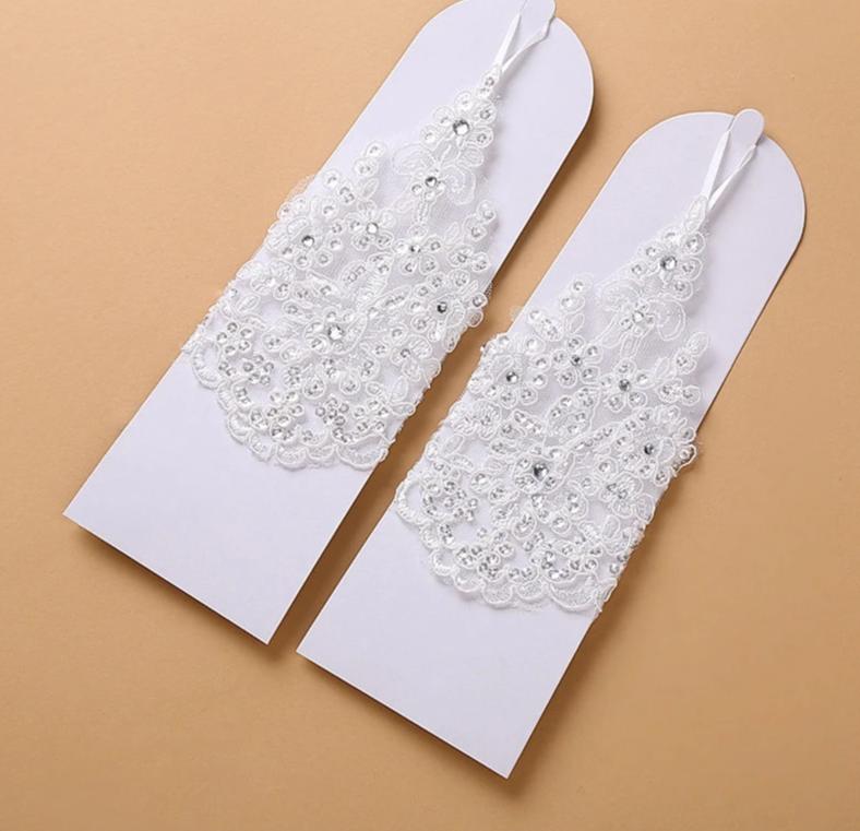 Lace Sequined Fingerless Bridal Gloves - TulleLux Bridal Crowns &  Accessories 
