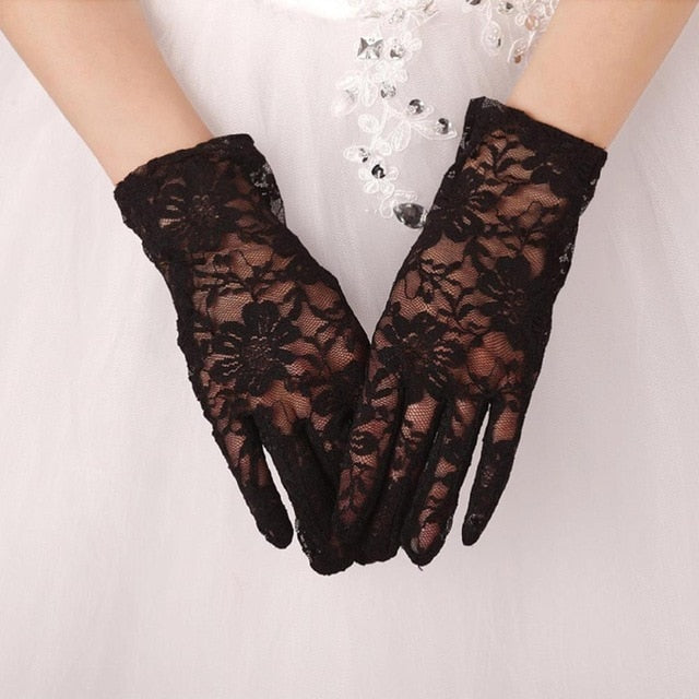 High Quality Formal Finger Wedding Classic Lace Bridal Gloves - TulleLux Bridal Crowns &  Accessories 