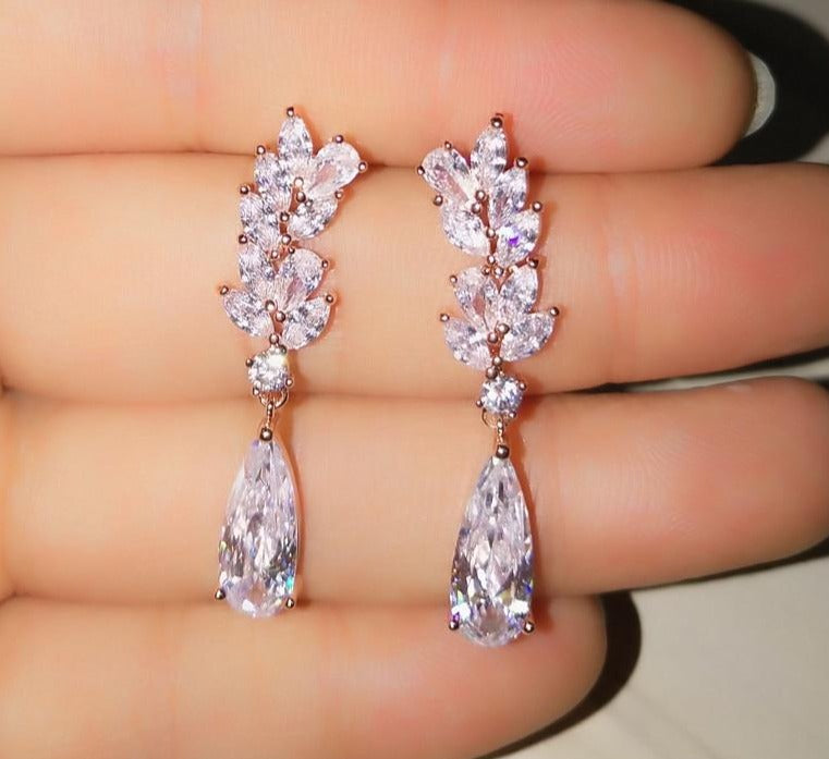 Dainty Cubic Zirconia Water Drop Crystal Dangle Bridal Earrings - TulleLux Bridal Crowns &  Accessories 