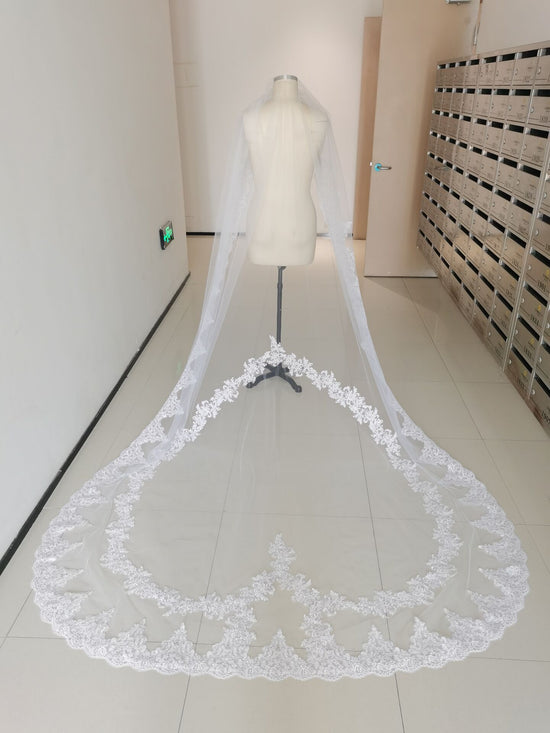 Load image into Gallery viewer, One Layer Heart Lace Appliques Cathedral Wedding Bridal Veil - TulleLux Bridal Crowns &amp;amp;  Accessories 
