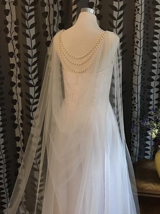 Load image into Gallery viewer, Soft Bridal Cape Pearl Back Jewelry Wedding Shoulder Cape - TulleLux Bridal Crowns &amp;amp;  Accessories 
