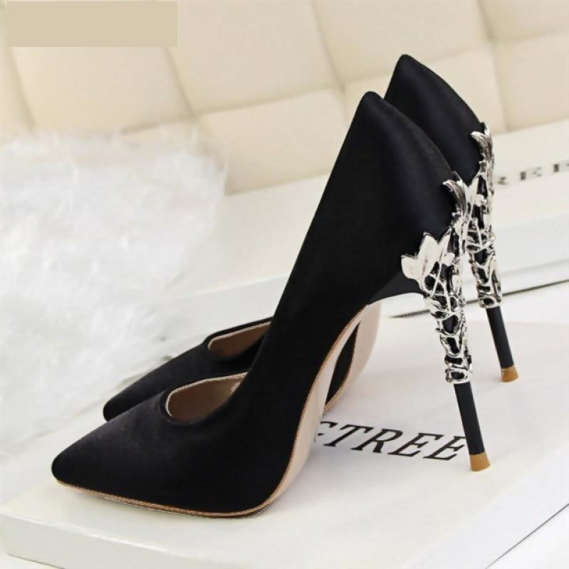 
                      
                        Decorative Ornate High Heel Pumps in Various Colors - TulleLux Bridal Crowns &  Accessories 
                      
                    