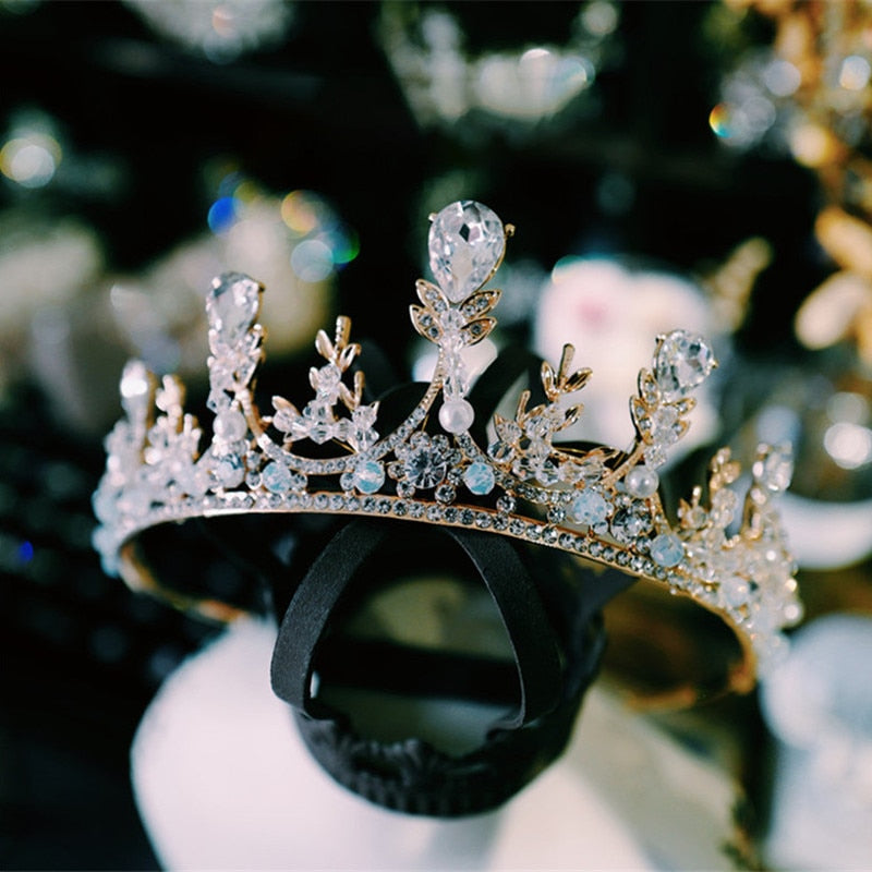 
                      
                        Crystal Princess Party High Point Tiara Crown - TulleLux Bridal Crowns &  Accessories 
                      
                    