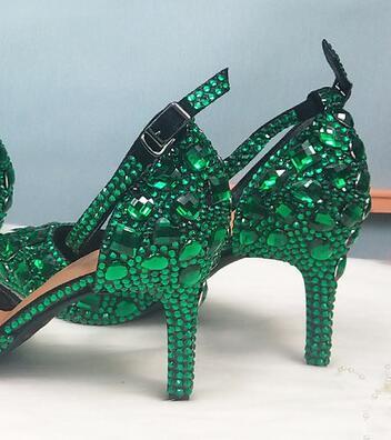 
                      
                        Green Crystal Thin Heel Pointed Toe Ladies Party Dress High Pumps
                      
                    