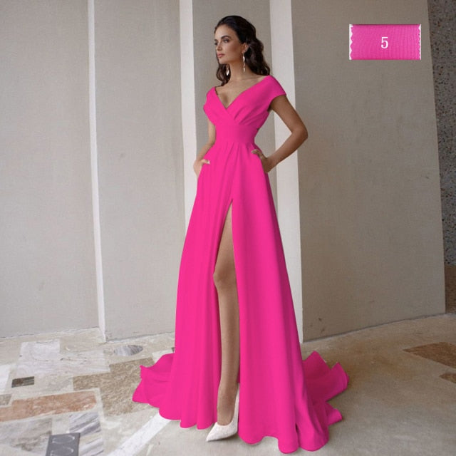 
                      
                        Modest V-Neck Sweep Train Slit A Line Bridal Gown Dress with Pockets - TulleLux Bridal Crowns &  Accessories 
                      
                    