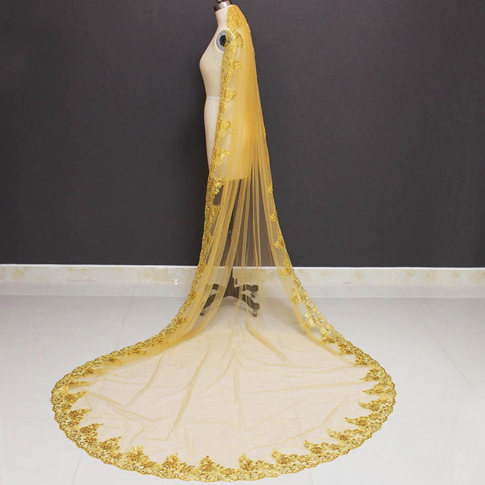 
                      
                        Glitter Sequins Gold Lace 1 Tier Cathedral Bridal Wedding Veil with Comb - TulleLux Bridal Crowns &  Accessories 
                      
                    