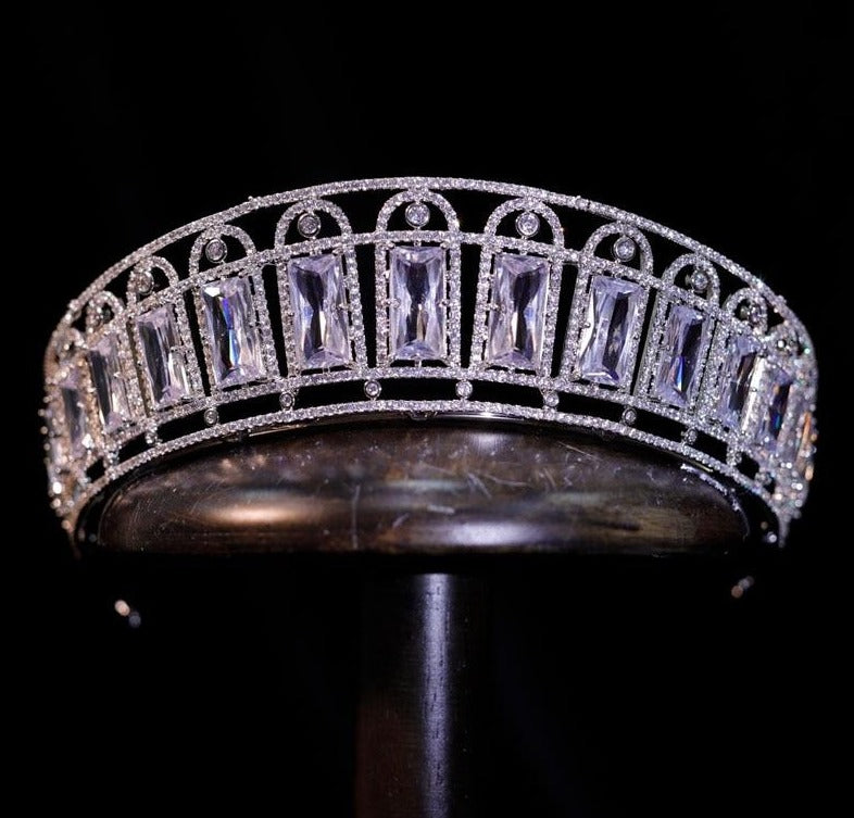 Royal European Oversize Sparkling Zircon Brides Crown Tiaras - TulleLux Bridal Crowns &  Accessories 