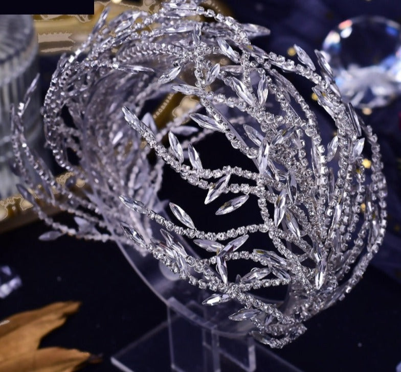 
                      
                        Shinny Crystal Rhinestone Bridal Wedding Hair Tiara Headband Hair Vine Accessories
                      
                    