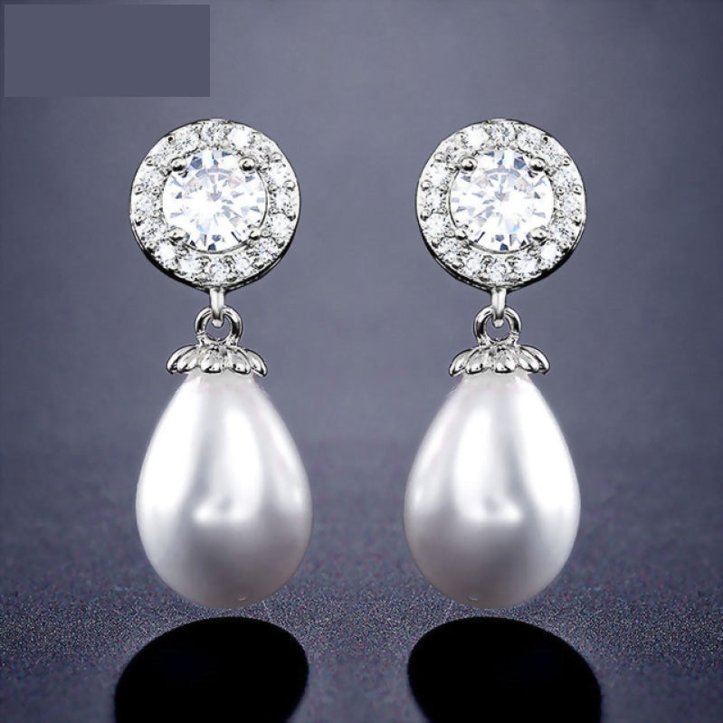 Imitation Pearl And Cubic Zirconia Water Drop  Fashion Ladies  Party Earrings