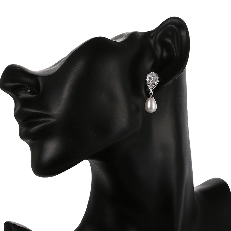 
                      
                        Luxury Elegant Water Drop Bridal Pearl AAA Cubic Zirconia Long Drop Earrings
                      
                    