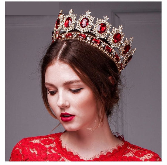 https://tulleluxbridalcrowns.com/cdn/shop/products/product-image-742376974_d8528cc5-6a21-48c7-b1ab-b529c164f58b_550x.jpg?v=1616749799