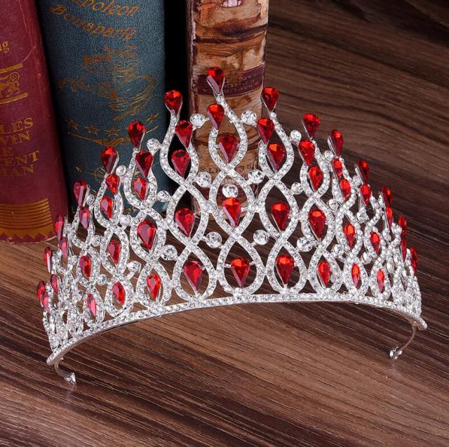 
                      
                        Luxury Multilayer Crystal Drops Royal Queen Tiara Headband Crown - TulleLux Bridal Crowns &  Accessories 
                      
                    