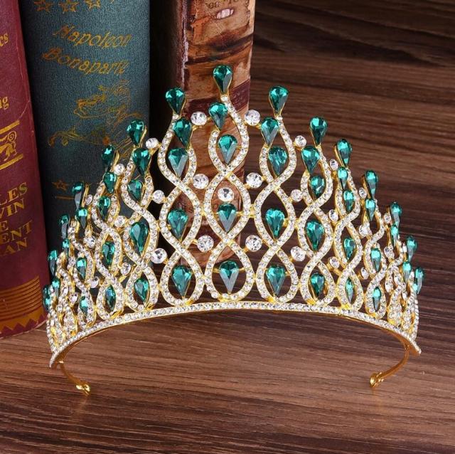 
                      
                        Luxury Multilayer Crystal Drops Royal Queen Tiara Headband Crown - TulleLux Bridal Crowns &  Accessories 
                      
                    