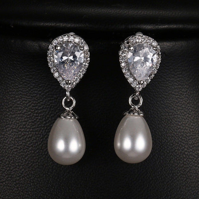 
                      
                        Luxury Elegant Water Drop Bridal Pearl AAA Cubic Zirconia Long Drop Earrings
                      
                    