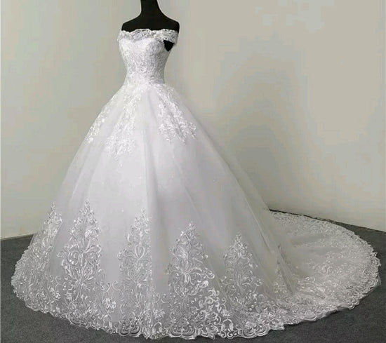 Luxury Lace Embroidery Elegant Wedding Dress Plus Sizes Vestido De Noiva Bride - TulleLux Bridal Crowns &  Accessories 